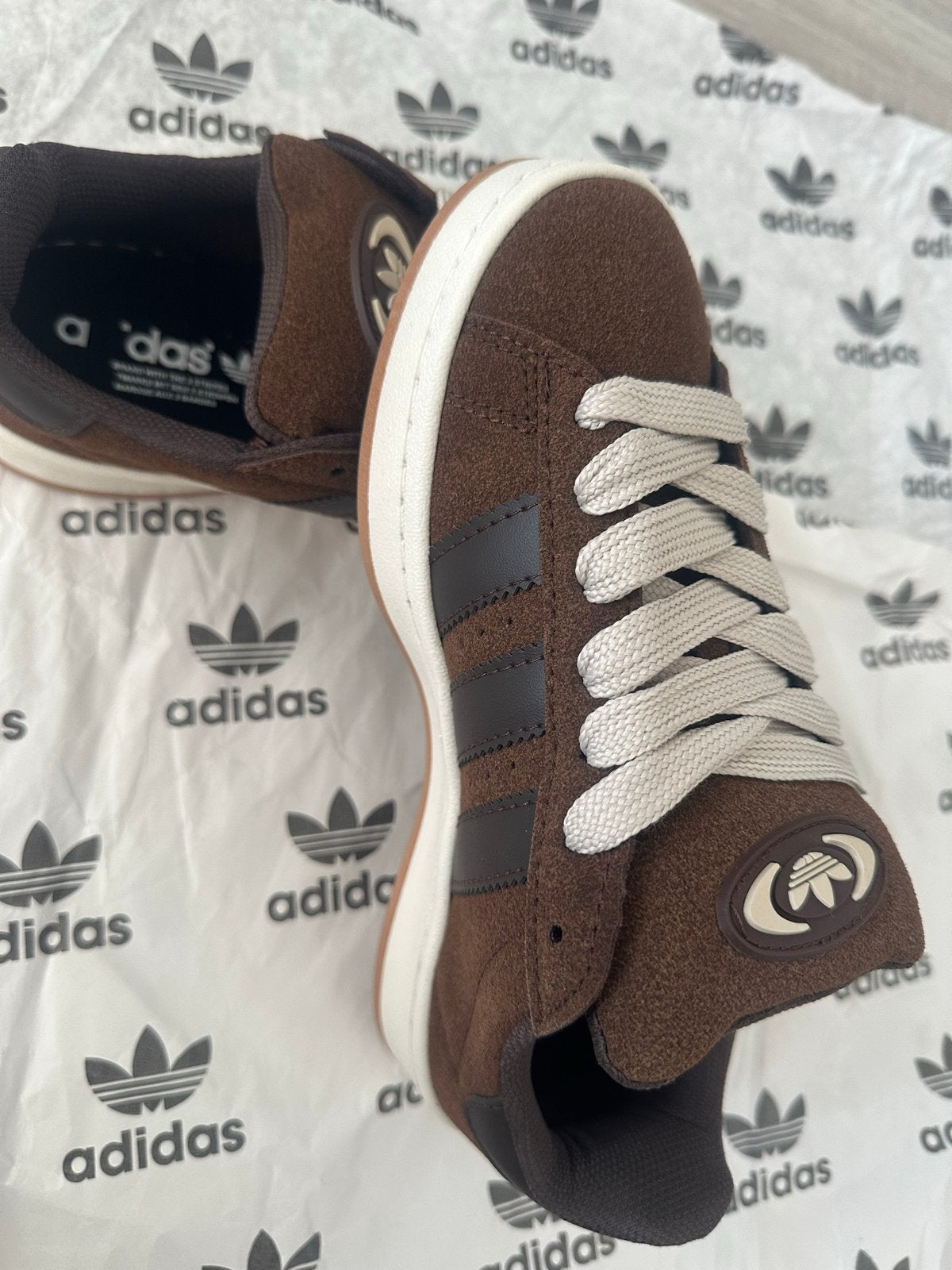 Adidas sneakers maat 39 - Bruin, Ophalen of Verzenden, Nieuw, Bruin, Sneakers of Gympen