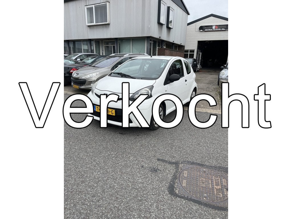 Toyota Aygo 1.0 VVT-i Access Keurig nette en goed rijdende A, Voorwielaandrijving, Euro 5, Gebruikt, 4 stoelen