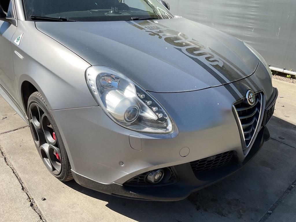 Spatbord Rechts Voor Alfa Romeo Giulietta (940) 1689787980, Stellantis Europe S.p.A, Gebruikt, IPC D1-09 Bahnhofsplatz, Rüsselsheim am Main 65423, , Duitsland