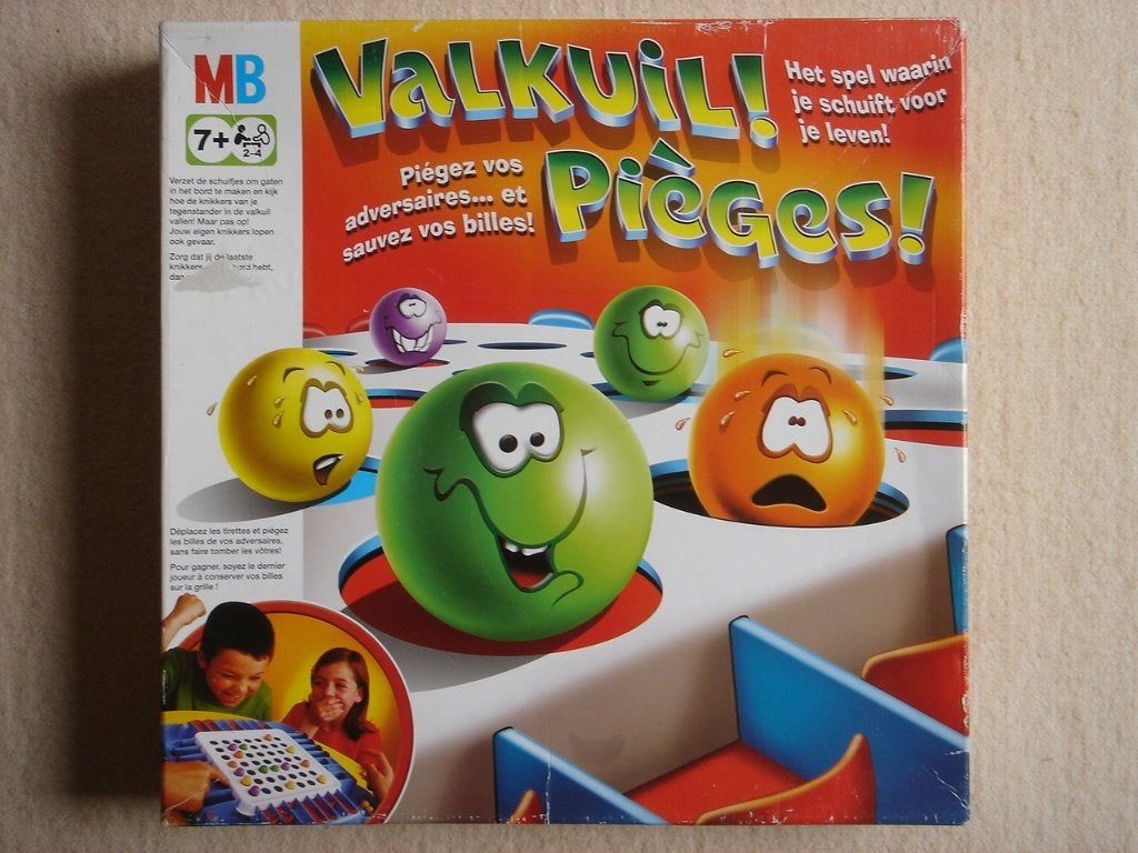 LEUK: Valkuil !, Een of twee spelers, Ophalen of Verzenden, Gebruikt, MB Spellen