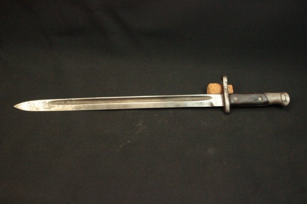 WO1 Spaanse M1913 Artilleria Nacional Toledo bajonet, Verzamelen, Militaria | Algemeen, Ophalen of Verzenden, Landmacht, Overige gebieden