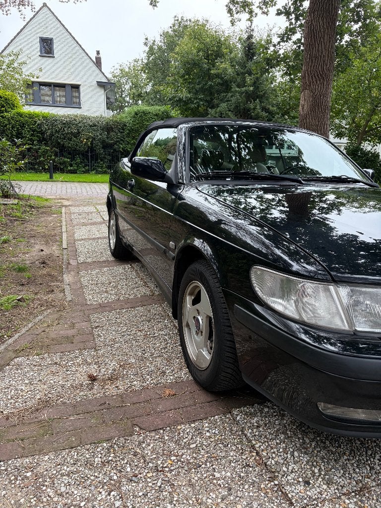 Saab 9-3 Cabrio SE 2.0t 154 pk | Youngtimer | Nieuwe APK, foto 2