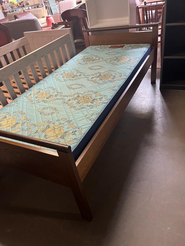 Eenpersoons ledikant met bodem en matras, Ophalen, Gebruikt, 90 cm, Eenpersoons