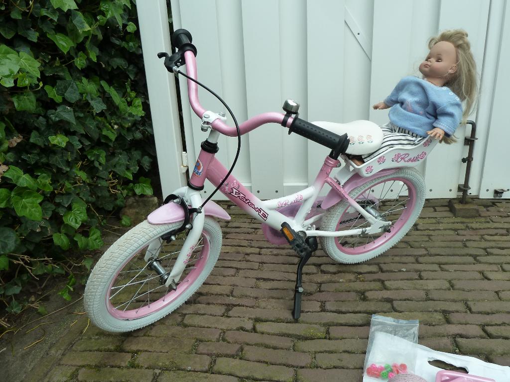 Volare Rose kinderfietsje - Meisjes - 16 inch - Roze/wit, Ophalen of Verzenden, Gebruikt, 16 inch, Handrem