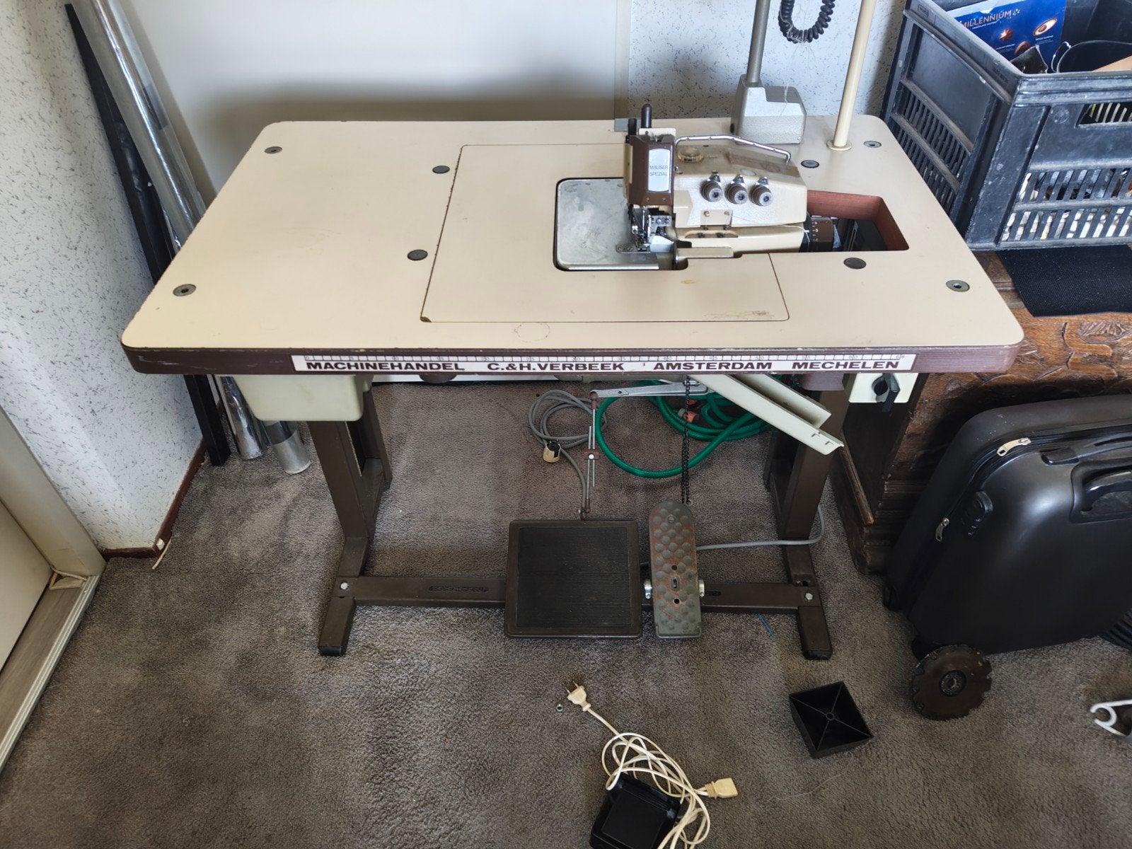 Industriële naaimachine  tafel - Machinehandel C.H. Verbee, Gebruikt, Naaimachine, Industrieel, Ophalen