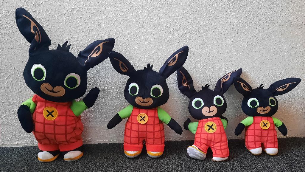 4 bing knuffels 23 + 29 + 33 + 40 cm, Overige karakters, Konijn, Zwart, Ophalen of Verzenden