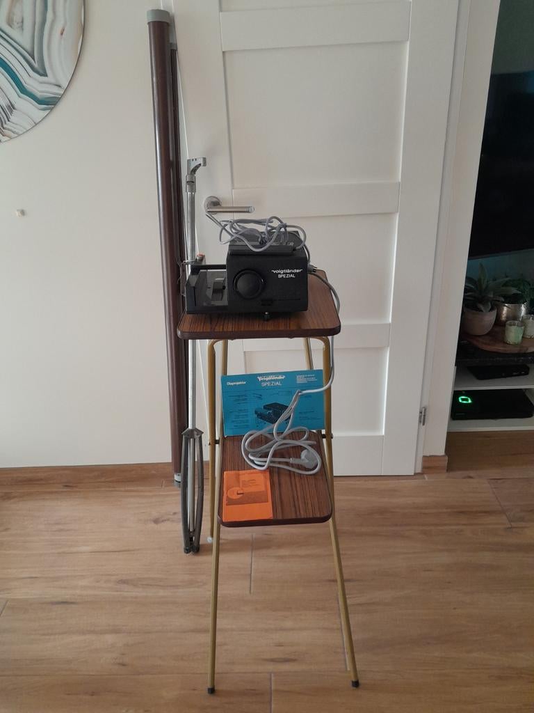 Vintage Voigtländer Spezial diaprojector met scherm, Ophalen of Verzenden, Gebruikt, Met scherm