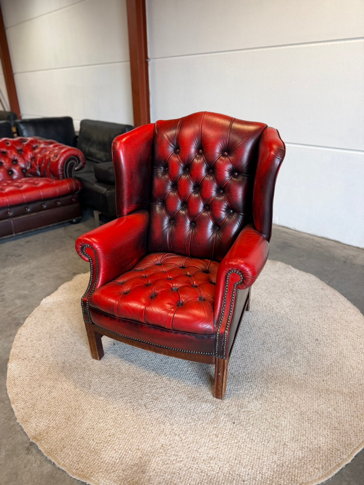 Oxblood rood chesterfield fauteuil stoel vintage, Huis en Inrichting, Klassieke, Mariansoliak8@gmail.com, Zo goed als nieuw, 75 tot 100 cm