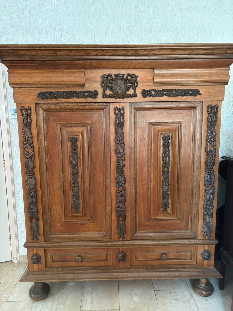 Prachtige antieke kast eikenhout — bieden vanaf €250, Ophalen