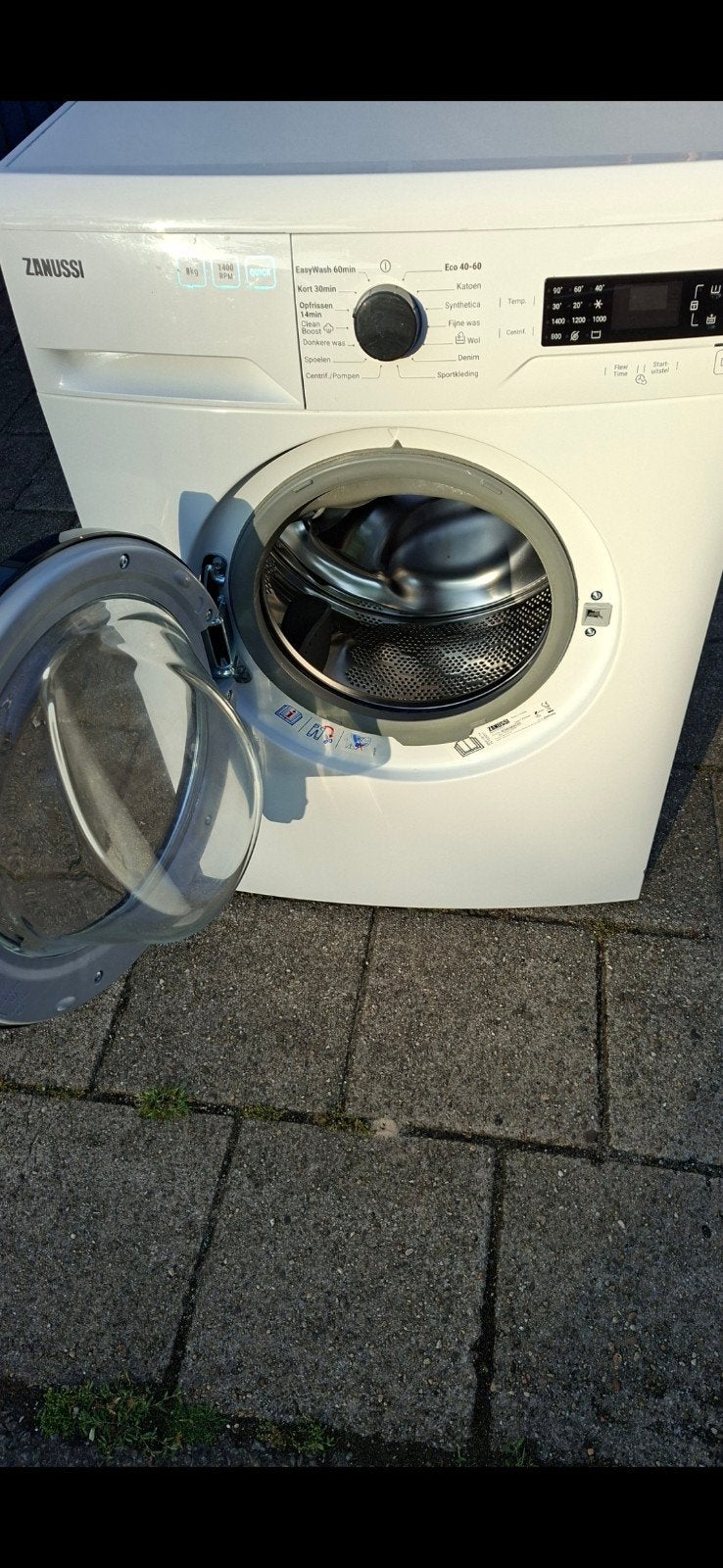 Zanussi Voorlader Wasmachine 8kg, Ophalen, 1200 tot 1600 toeren, 8 tot 10 kg, Zo goed als nieuw