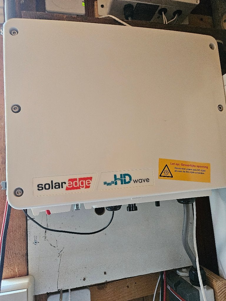 solaredge omvormer met optimizers, Doe-het-zelf en Verbouw, Zonnepanelen en Toebehoren, Gebruikt, Overige typen, 200 wattpiek of meer