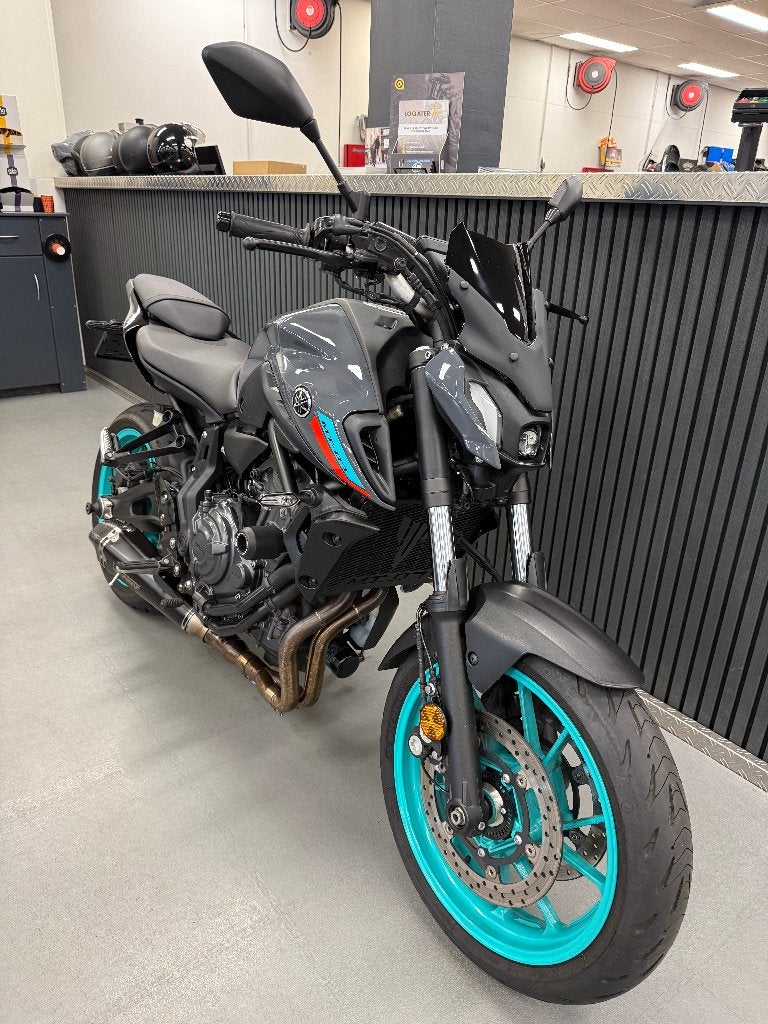 Yamaha MT 07 35KW A2 ABS BJ 2024 Mivv, 2 cilinders, Occasion, Bedrijf, Minimaal motorrijbewijs A2