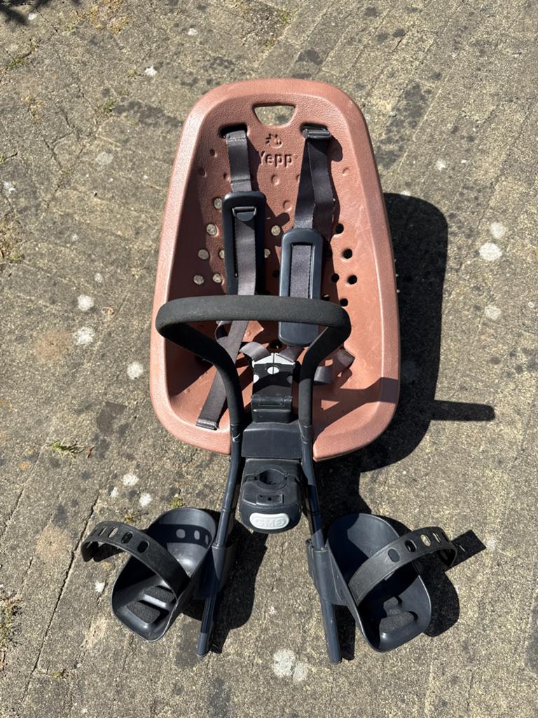 Thule Yepp mini fietsstoeltje, Ophalen of Verzenden, Gebruikt, 0 t/m 18 kg, Voetsteuntjes