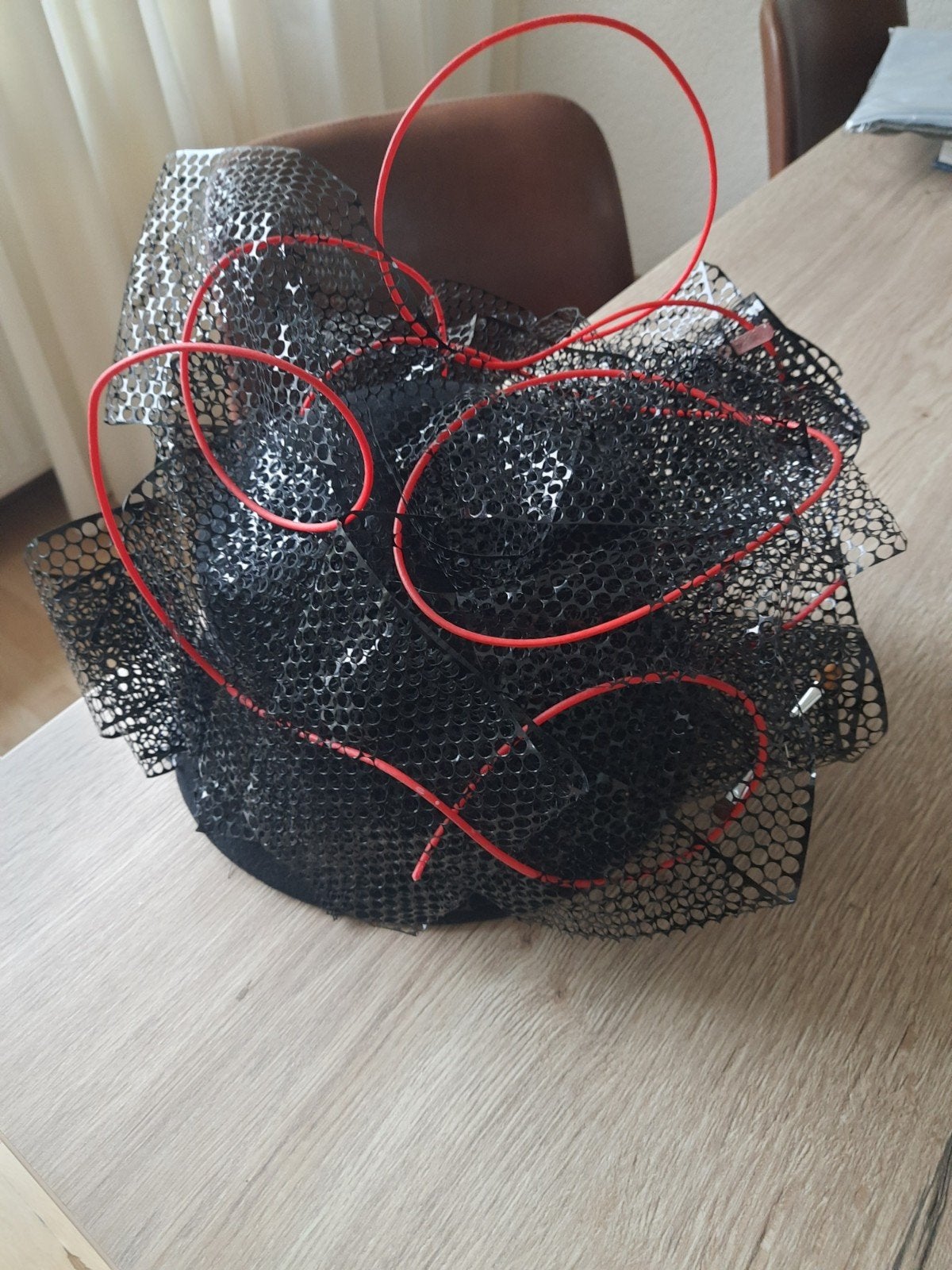 Wollen bolhoed versierd voor carnaval of toneel, Ophalen, Zo goed als nieuw, One size fits all, Hoed
