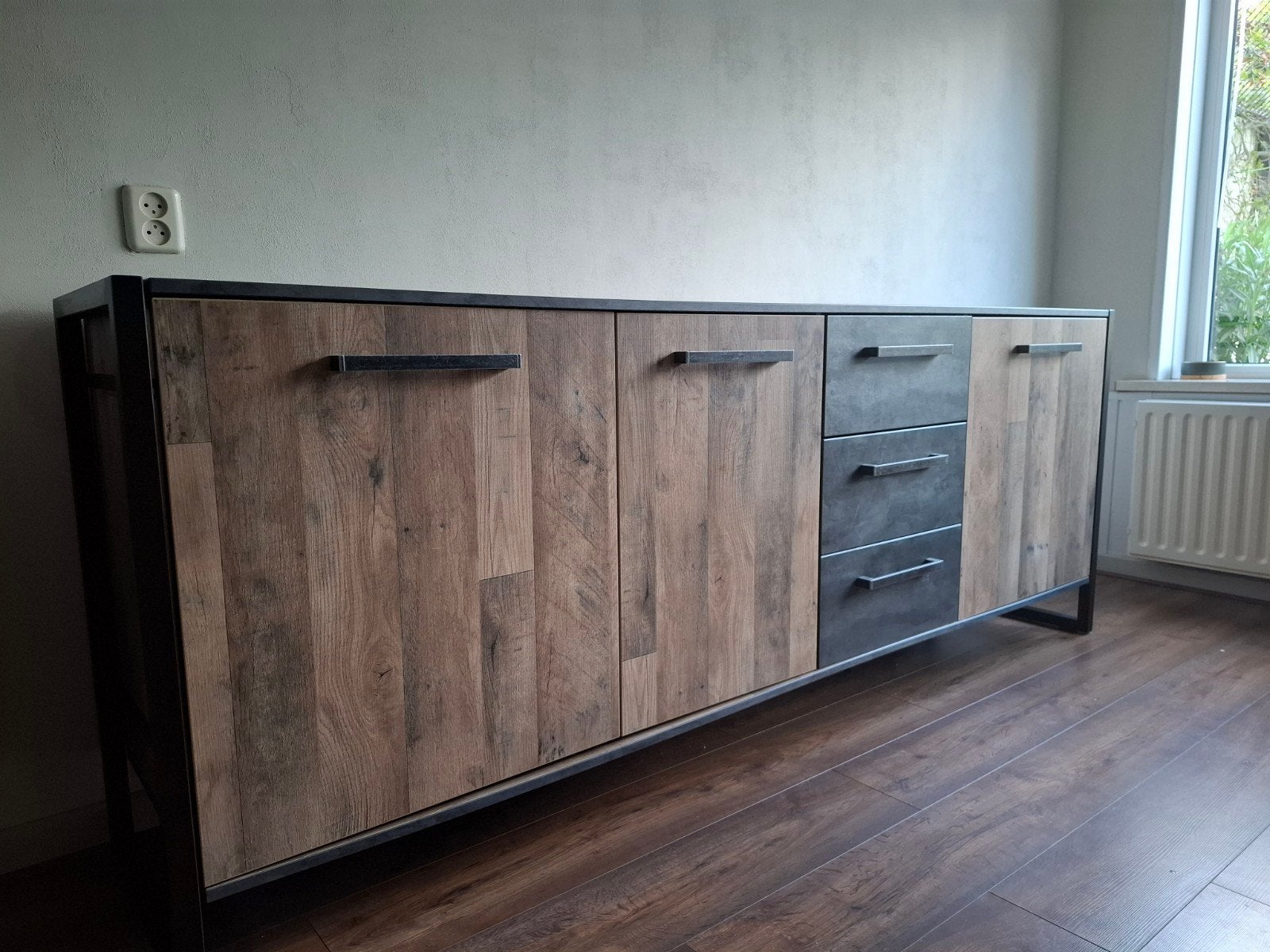 Eettafel salontafel dressoir tv meubel en stoelen., Huis en Inrichting, Complete inboedels, Ophalen