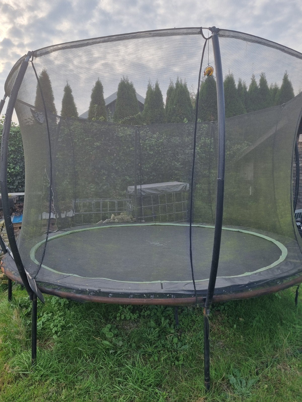 trampoline t.e.a.b., Ophalen, Gebruikt