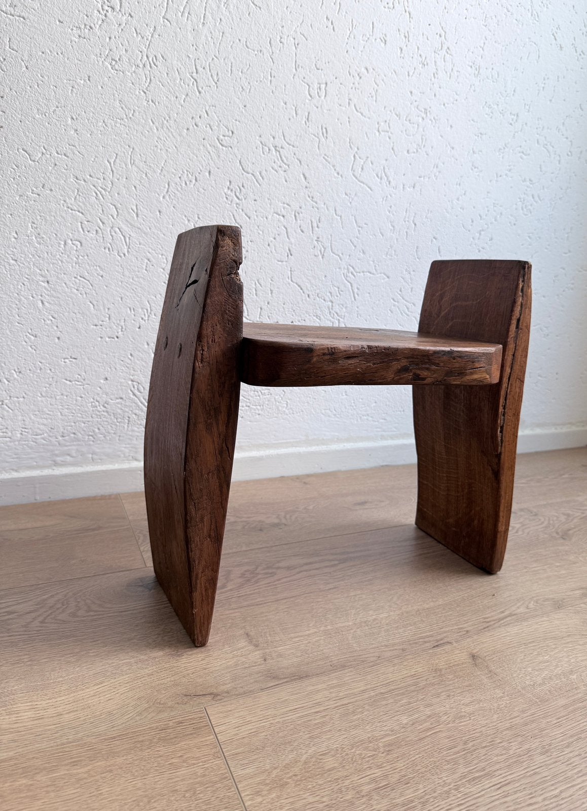 Vintage brutalistische sculpturale kruk, Vintage, Gebruikt, Vintage, Vintage