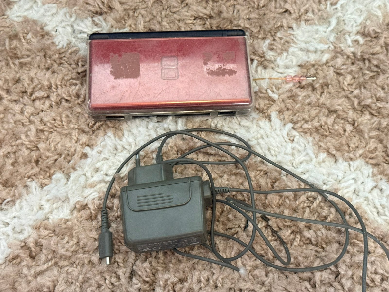 Nintendo DS lite met oplader, Spelcomputers en Games, Ophalen of Verzenden, Gebruikt, Rood, DS Lite