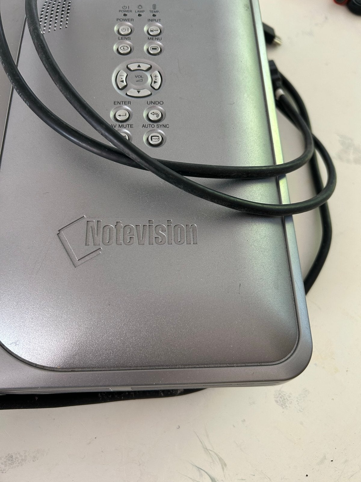 Notevision DLP Beamer - Compacte en heldere projector, Audio, Tv en Foto, Beamers, Ophalen of Verzenden, Gebruikt, DLP, Overige resoluties