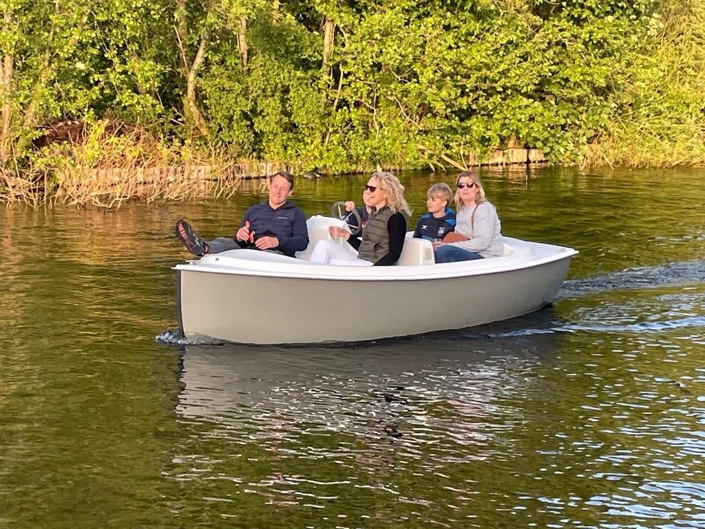 Elektrische Sloepen / Electric Boat including new batteries., Watersport en Boten, Ophalen, Gebruikt, Tot 10 pk, Binnenboordmotor