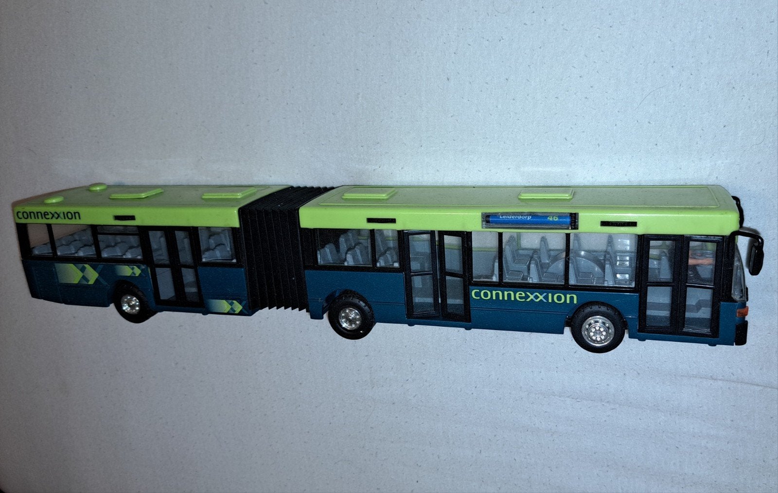 Connexxion gelede bus model - speelgoed, Ophalen of Verzenden, Gebruikt