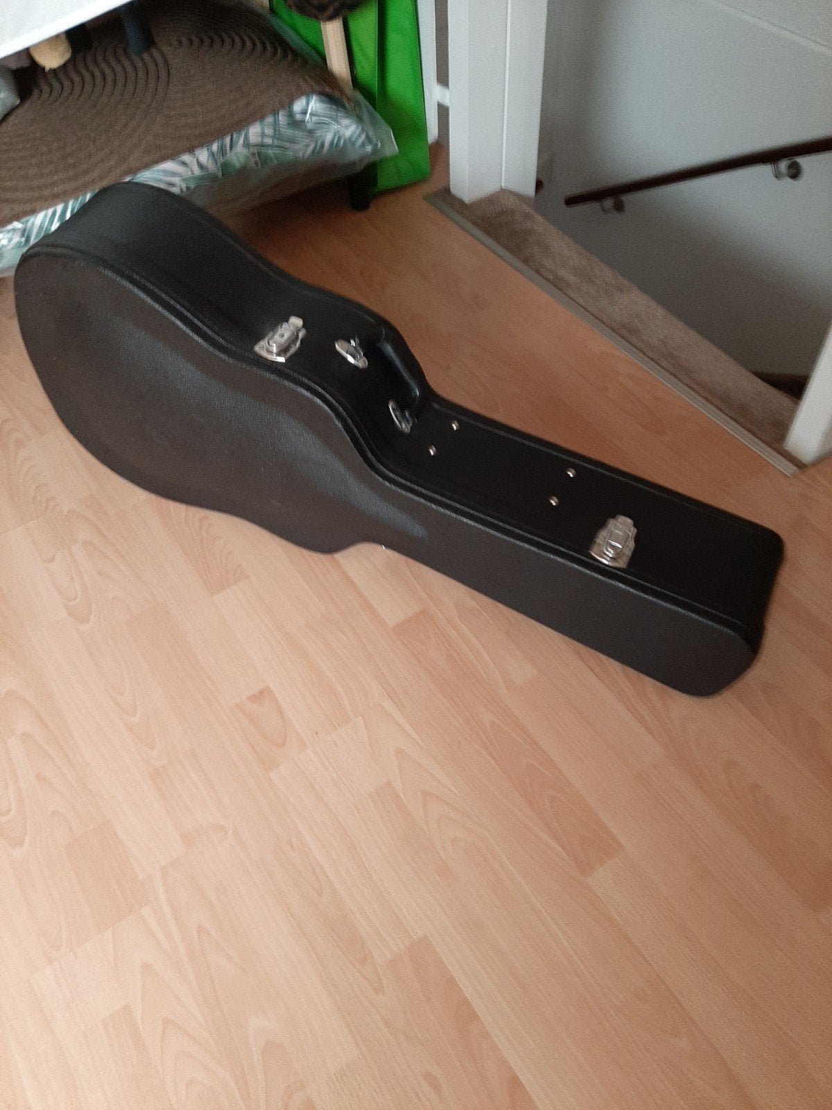 Nieuwe akoestische gitaar koffer met sleutel, Muziek en Instrumenten, Behuizingen en Koffers, Ophalen, Nieuw