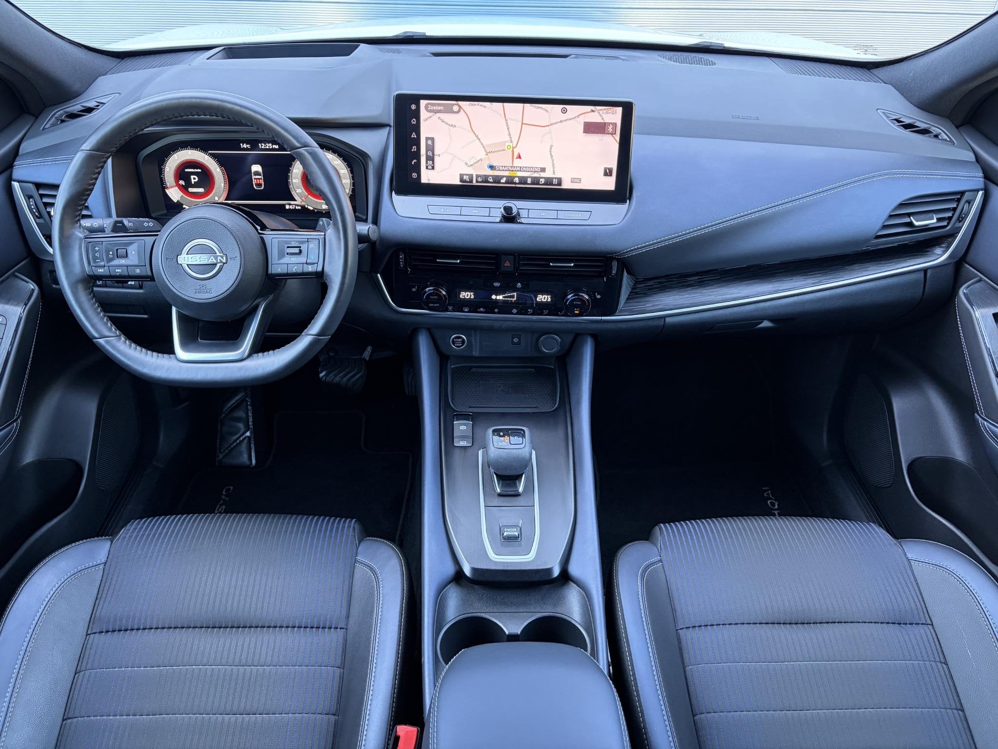 Nissan Qashqai 1.3 MHEV Xtronic Tekna / Dealer Onderhouden /, Auto's, Dealer onderhouden, Euro 6, 4 cilinders, Leder en Stof