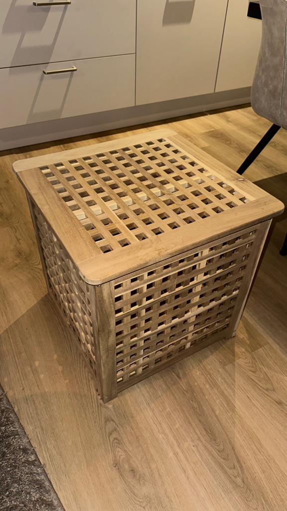 Ikea Kist 50x50 cm, Huis en Inrichting, Tafels | Bijzettafels, Vierkant, 55 tot 75 cm, Zo goed als nieuw, Hout
