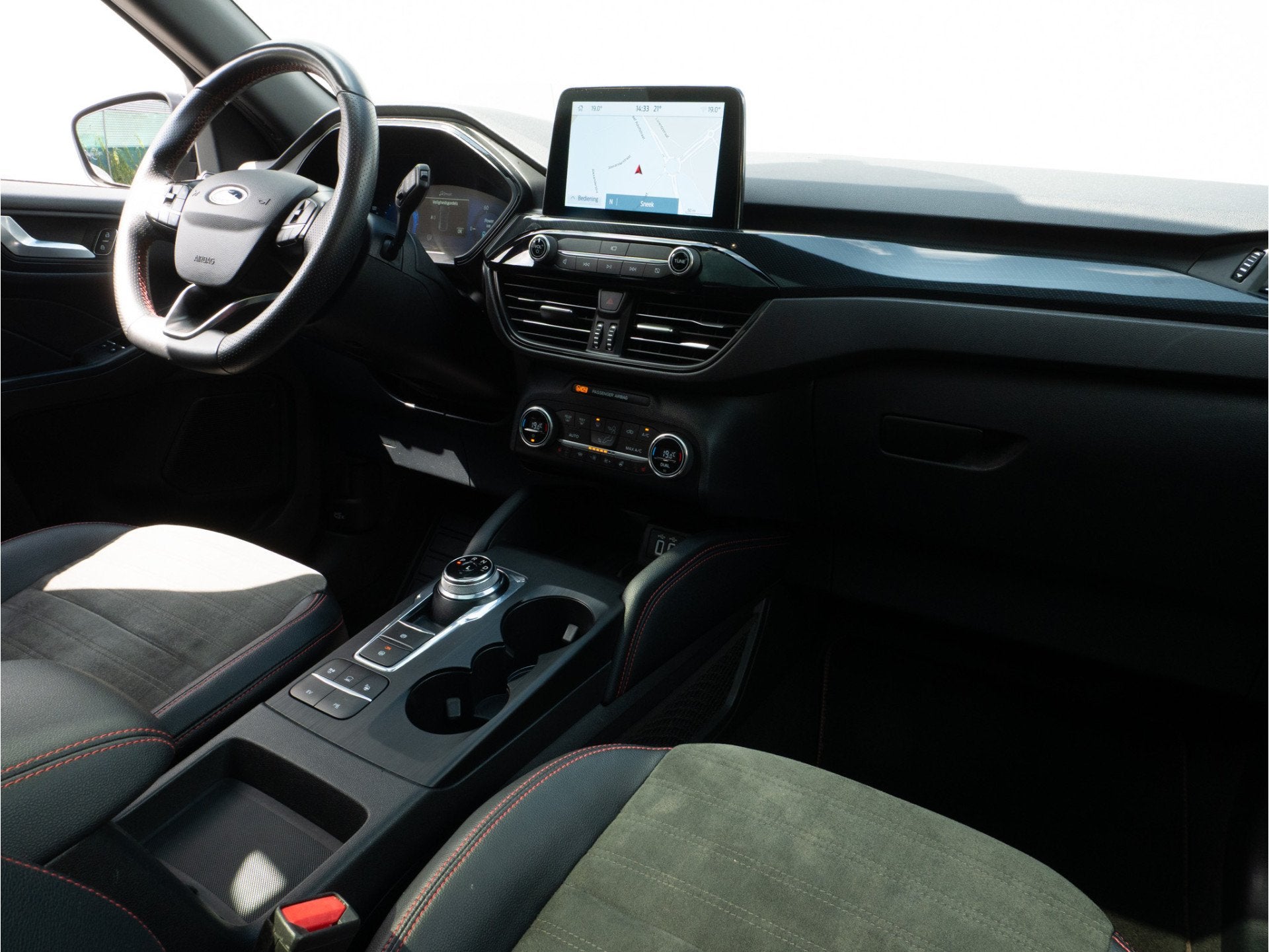 Ford Kuga 2.5 PHEV ST-Line X Trekhaak/ Head up/ B&O sound/ C, Auto's, Ford, 14 kWh, Gebruikt, 4 cilinders, Met garantie (alle)