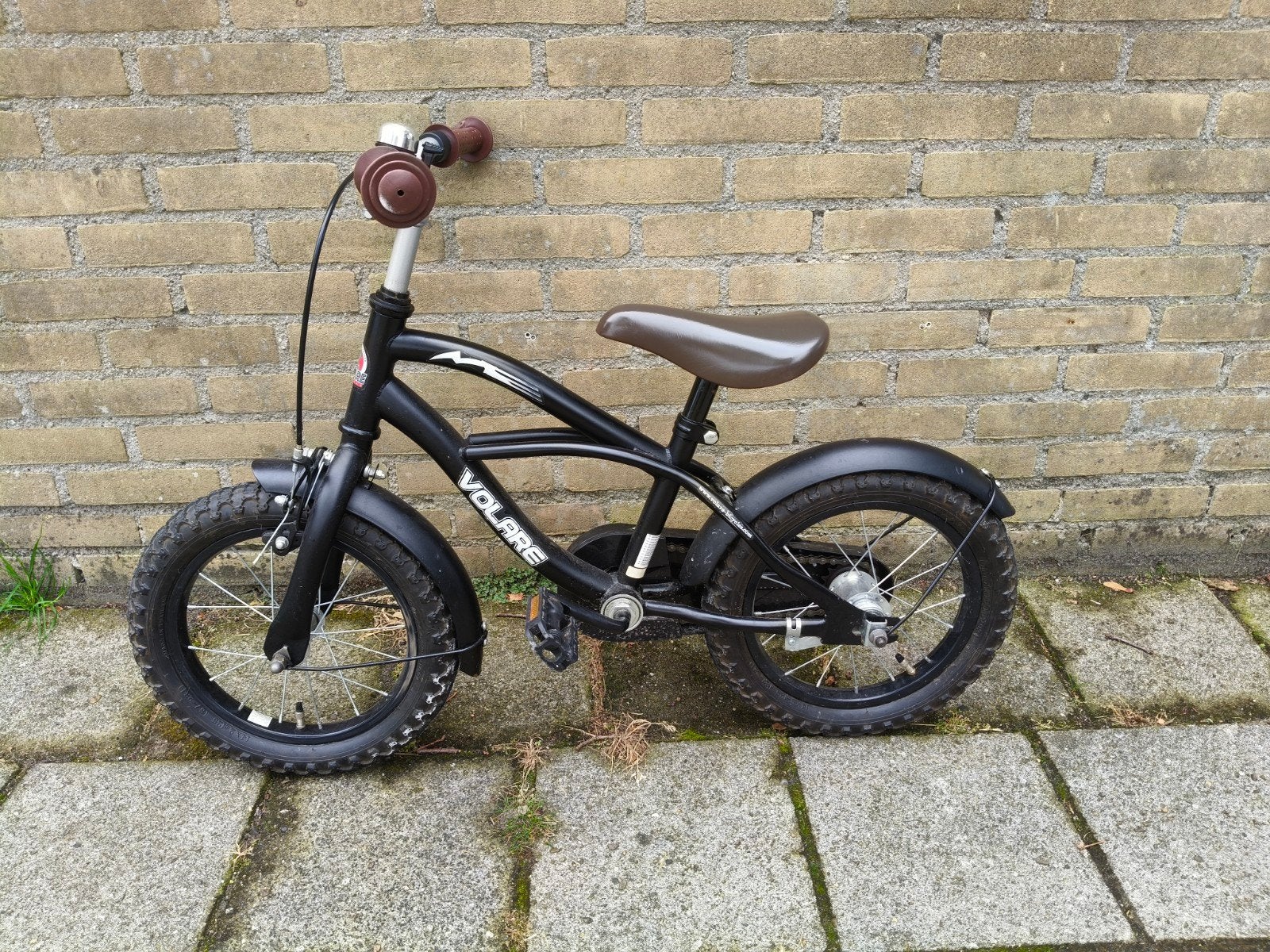 Volare kinderfiets 14 inch - Zwart met bruine details, Ophalen, Terugtraprem, Volare, Minder dan 16 inch