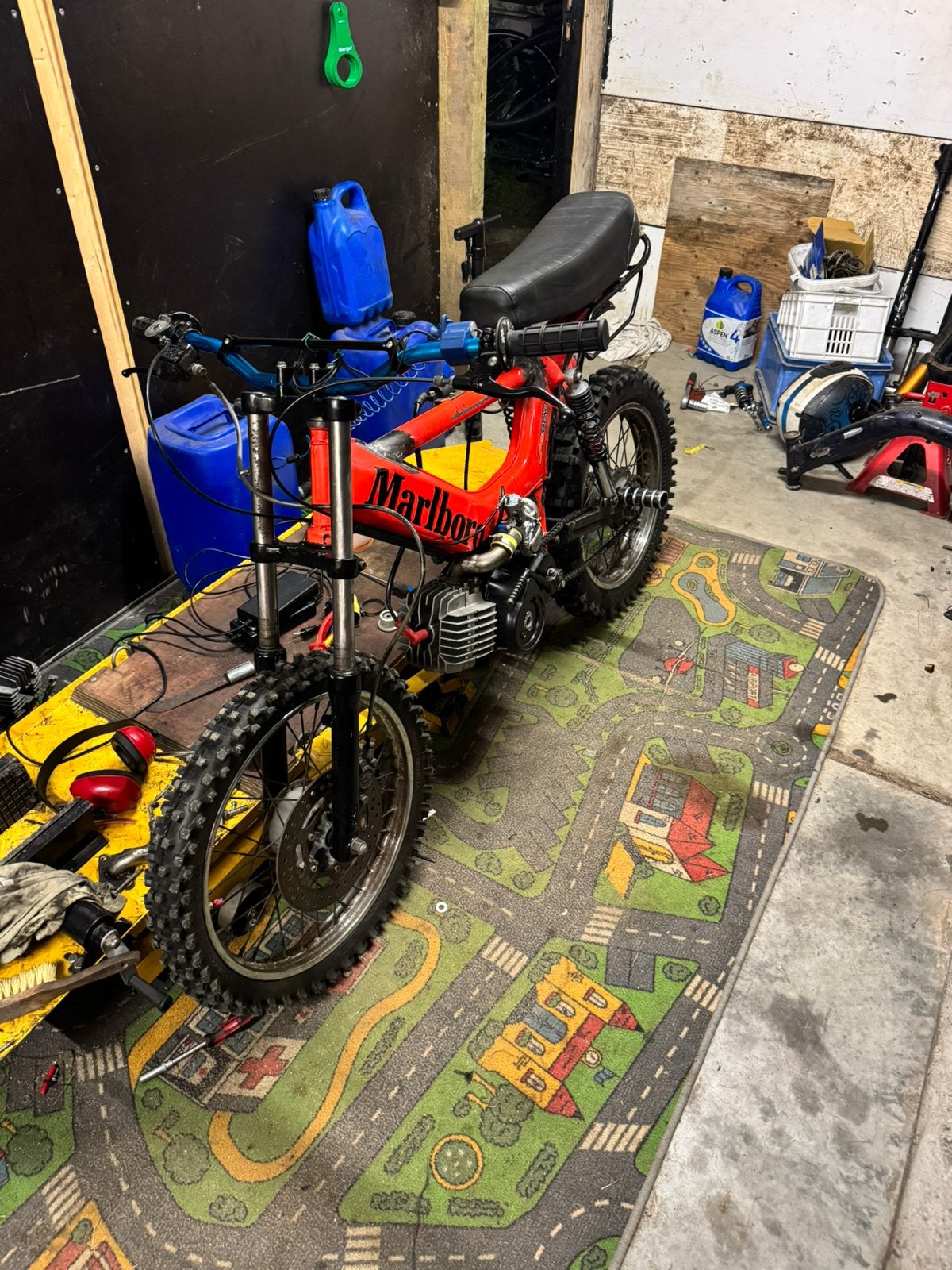 Tomos 74cc lees beschrijving, Ophalen, Zo goed als nieuw, 2 versnellingen, 74 cc