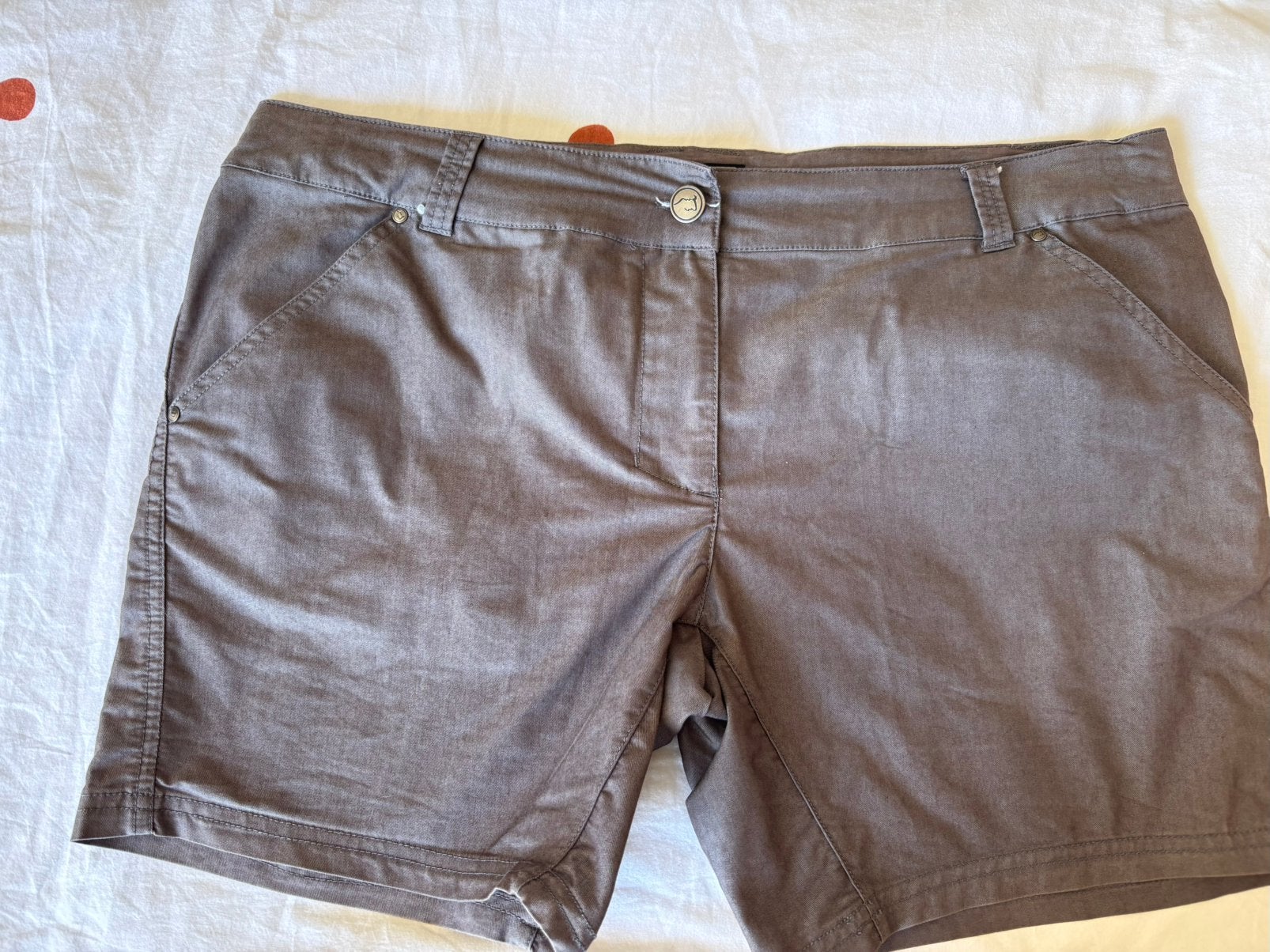 Wildebeast korte broek mt XL., Kort, Maat 46/48 (XL) of groter, Ophalen of Verzenden, Zo goed als nieuw