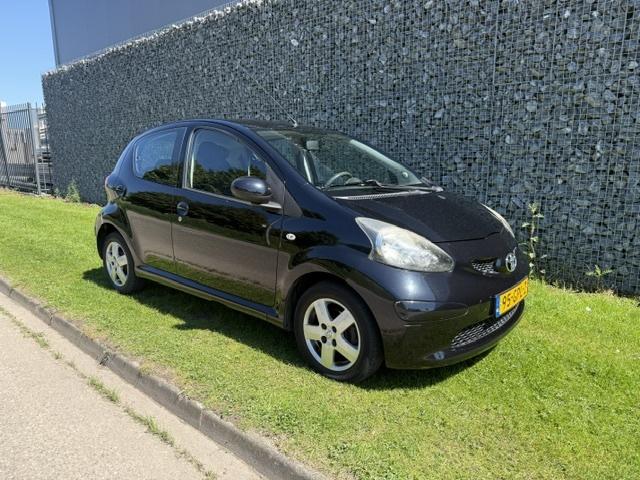 Toyota Aygo 1.0-12V + Airco | 5 Drs (bj 2008), Gebruikt, 4 stoelen, Origineel Nederlands, Bedrijf
