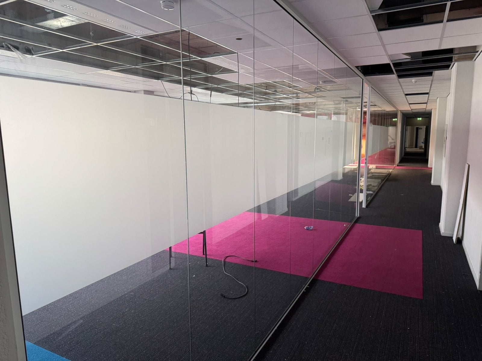 Glazenwand met deur, 17,5m1, 270cm hoog, incl. profiel, Overige typen, Zo goed als nieuw, Nvt, Nvt