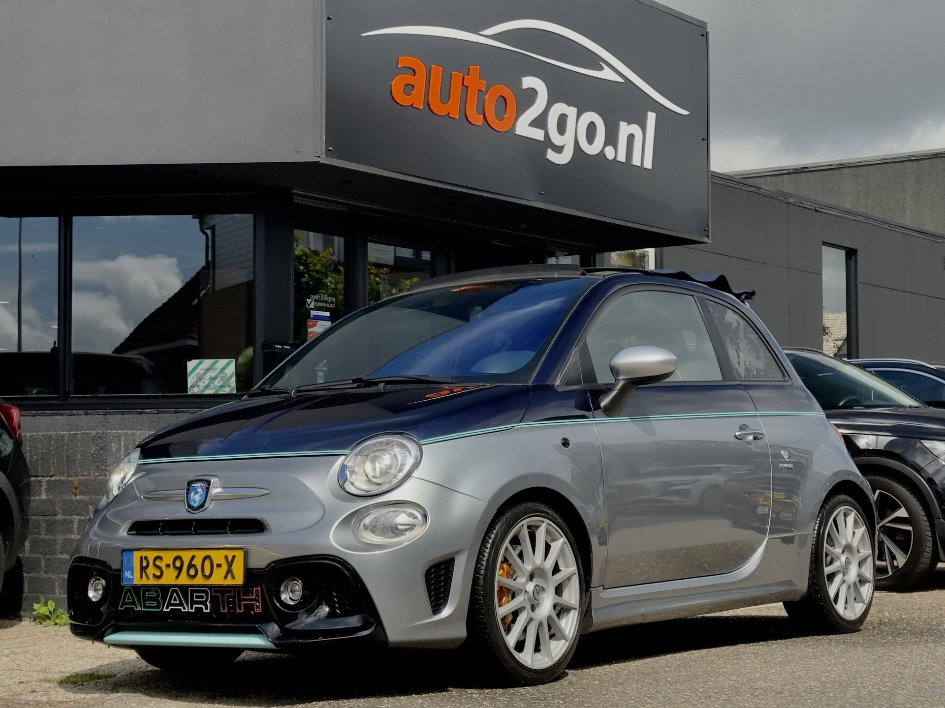 ABARTH 695 C RIVALE 180 PK AUT8 Limited Edition ! Akrapovic/, Auto's, Abarth, Gebruikt, Euro 6, 4 cilinders, Cabriolet