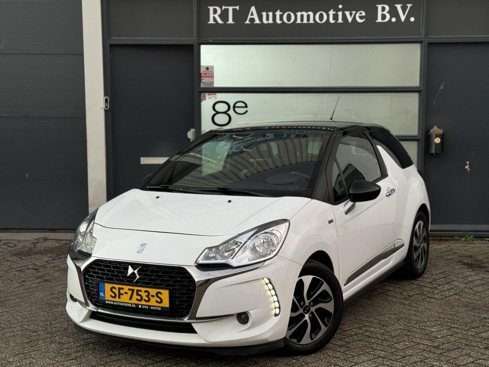 Ds 3 1.2 PureTech So Chic Cruise / Clima Automaat, Auto's, Euro 6, 1199 cc, 82 pk, Wit