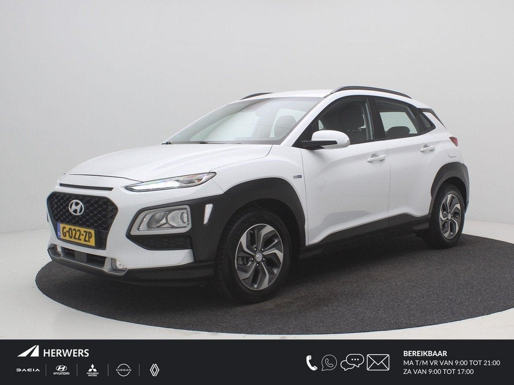 Hyundai Kona 1.6 GDI HEV Comfort AUTOMAAT / Trekhaak / Navig, Stof, Gebruikt, Euro 6, 2 kWh
