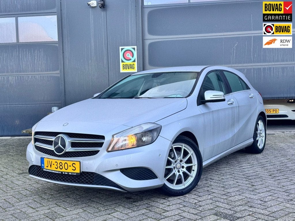 Mercedes-Benz A-klasse 180 Ambition-dealer onderhouden, Voorwielaandrijving, Gebruikt, Euro 6, 4 cilinders