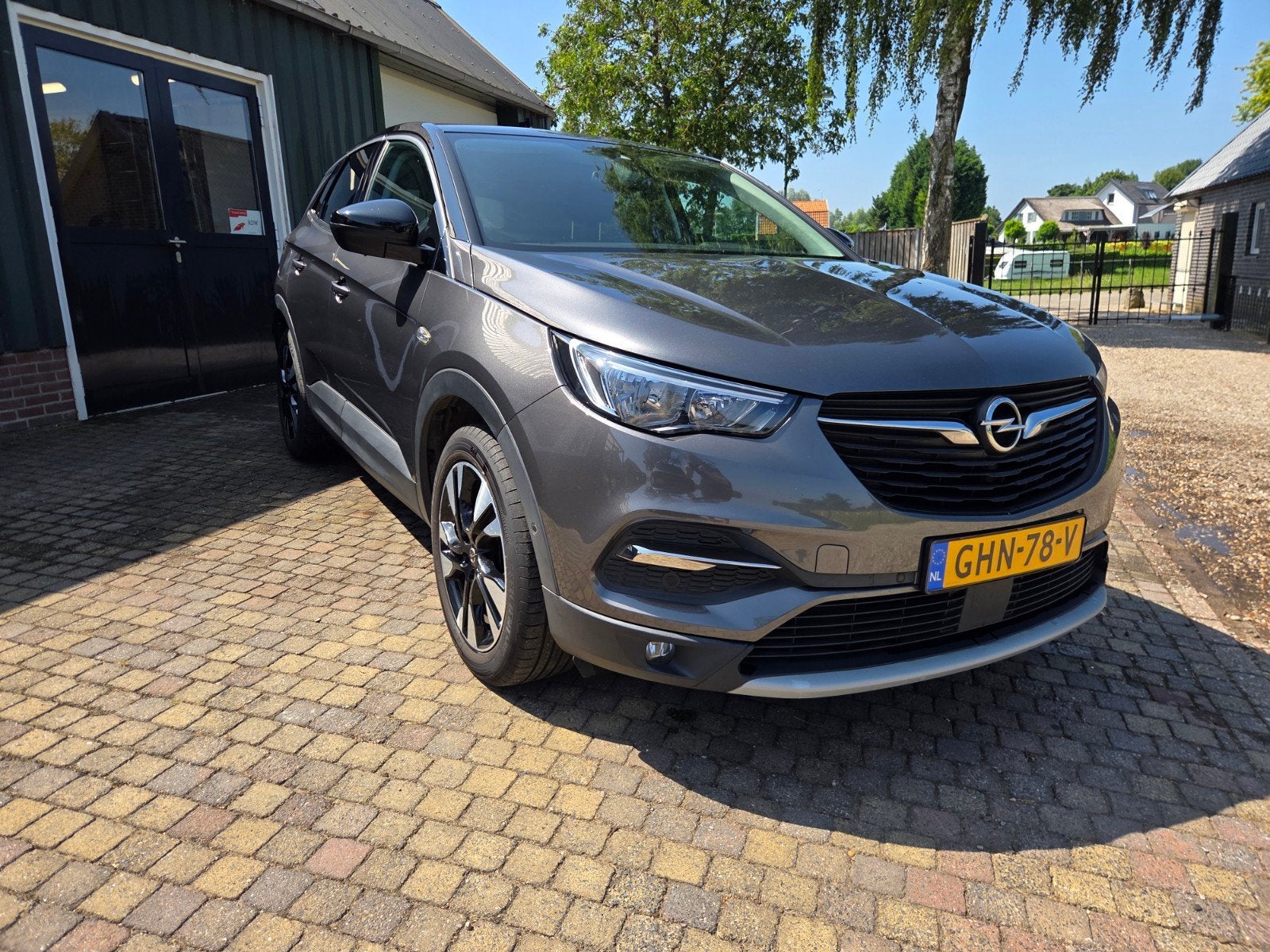 Opel Grandland X 1.2 Turbo 130pk S&S Aut 2019 Grijs, Auto's, Opel, Zwart, 1199 cc, Leder en Stof, Bedrijf