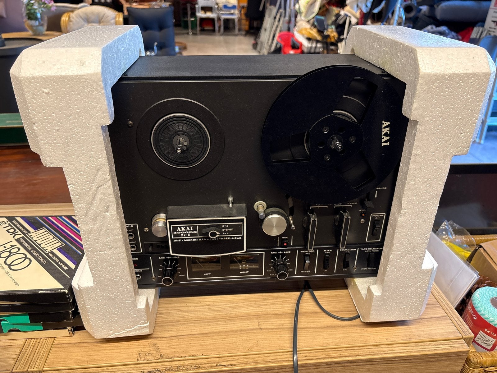 AKAI 4000DS MkII Bandrecorder - Vintage Stereo Tape Deck, Audio, Tv en Foto, Ophalen, Bandrecorder, Met banden
