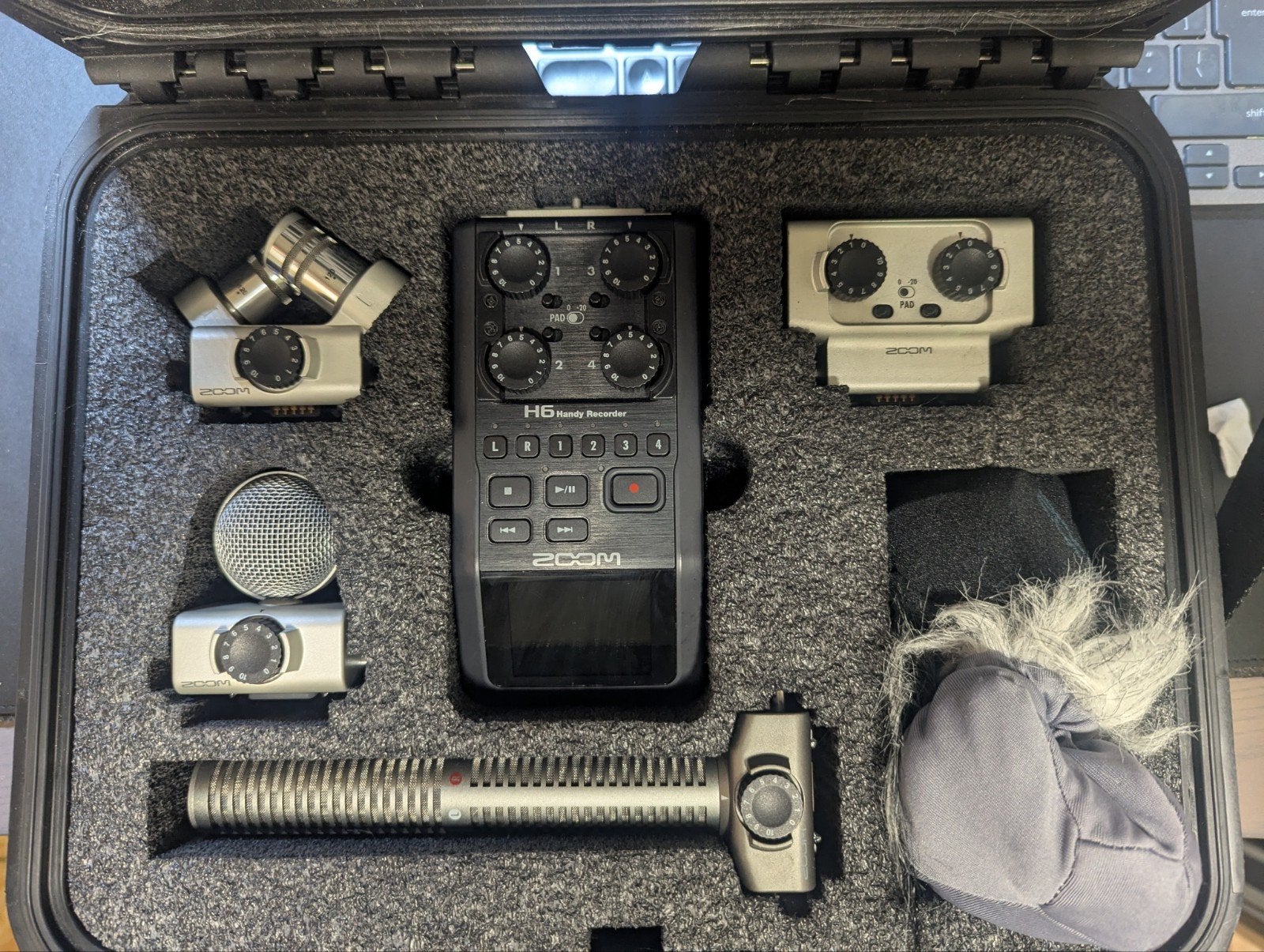 Zoom H6 met diverse opzetstukken en SKB case inclusief SD's, Ophalen of Verzenden, Zo goed als nieuw, Overige typen