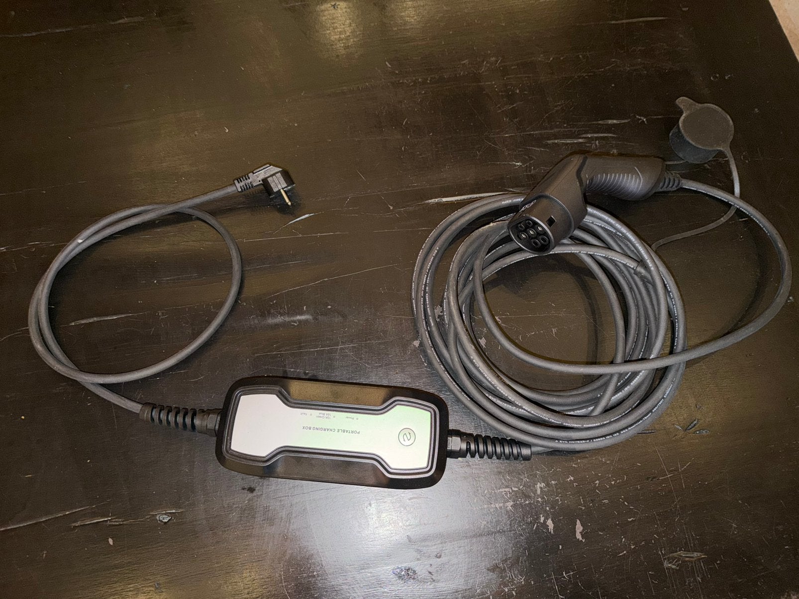 Mobiele Lader Smart EQ fortwo - Besen - Type 2 naar Schuko, Auto-onderdelen, Ophalen, Nieuw