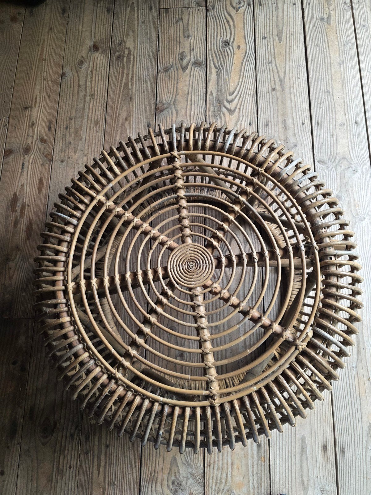 Rotan tafel of hocker - 85 cm doorsnede, Huis en Inrichting, Ophalen, Overige materialen, 50 tot 100 cm, Rond