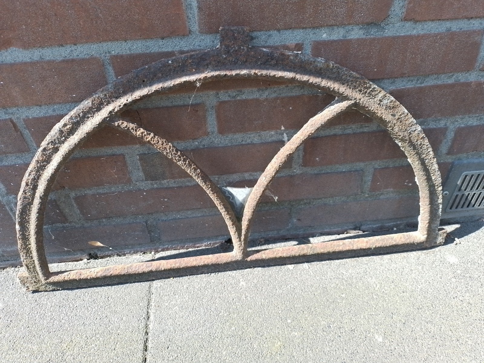 Leuk oud stalraampje, Ophalen