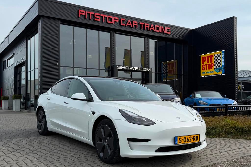 Tesla Model 3 Standard RWD Plus 60 kWh, Facelift, Trekhaak A, Automaat, 238 pk, Achterwielaandrijving, Gebruikt