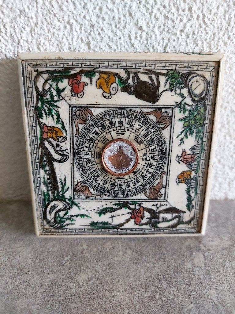 Chinees Feng Shui-kompas (Luopan), Antiek en Kunst, Wit, Overige typen, 9 cm, China