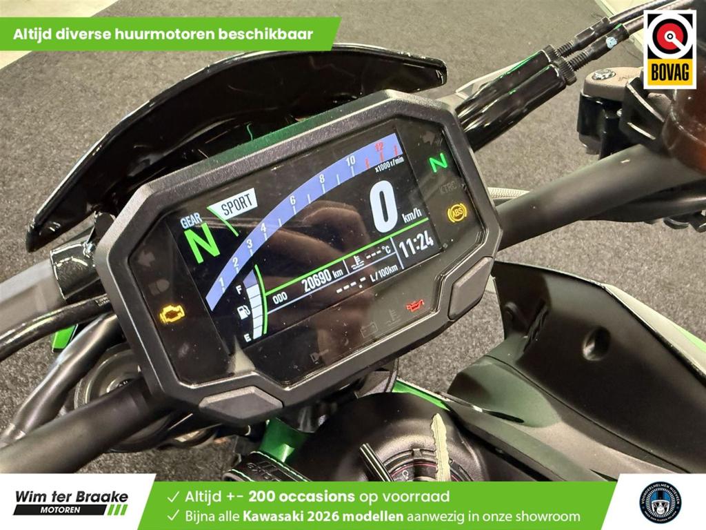 Kawasaki Z 900 SE Performance (bj 2024) 20,701 km, Motoren, 4 cilinders, Motorrijbewijs A, 948 cc, Bedrijf