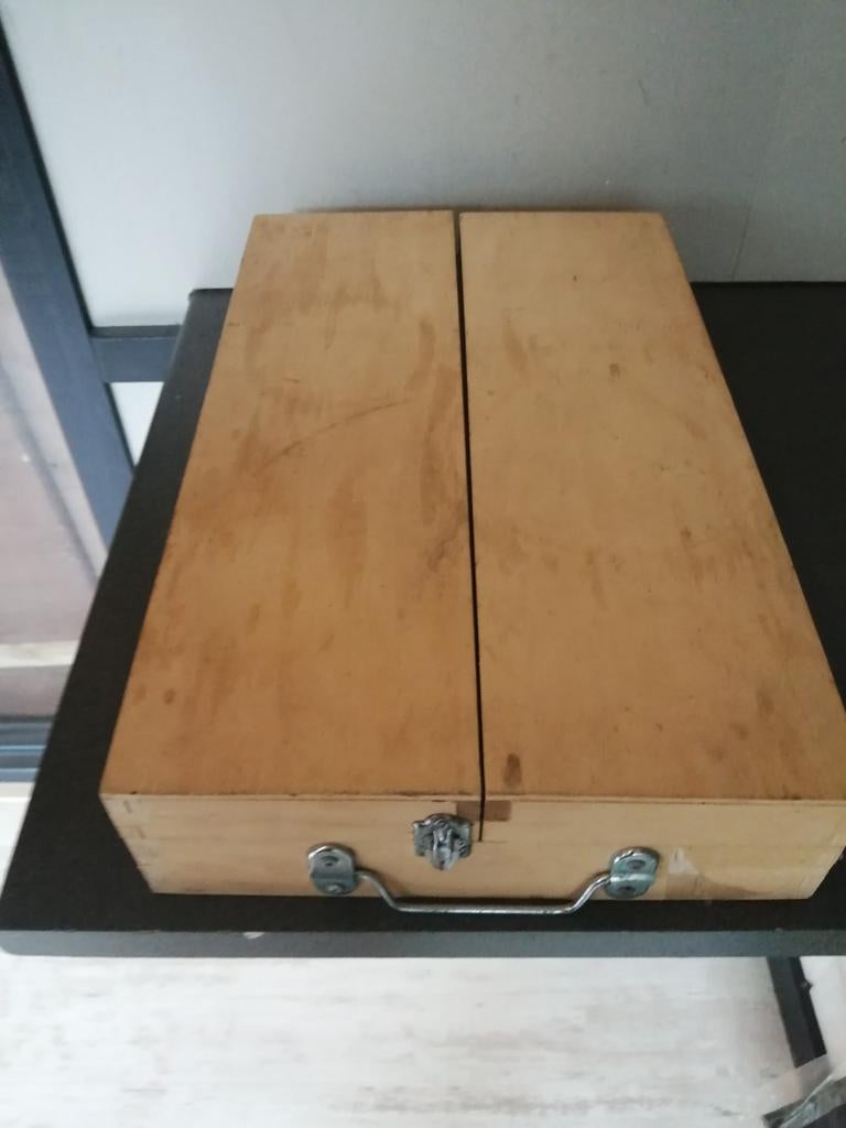 OUD METALEN SPEELGOED BOUWPAKKET IN HOUTEN KIST COMPLEET, Antiek en Kunst, Ophalen of Verzenden