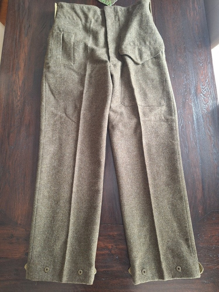 Canadese battledress broek 1945 size 15!, Verzenden, Overige gebieden, Kleding of Schoenen
