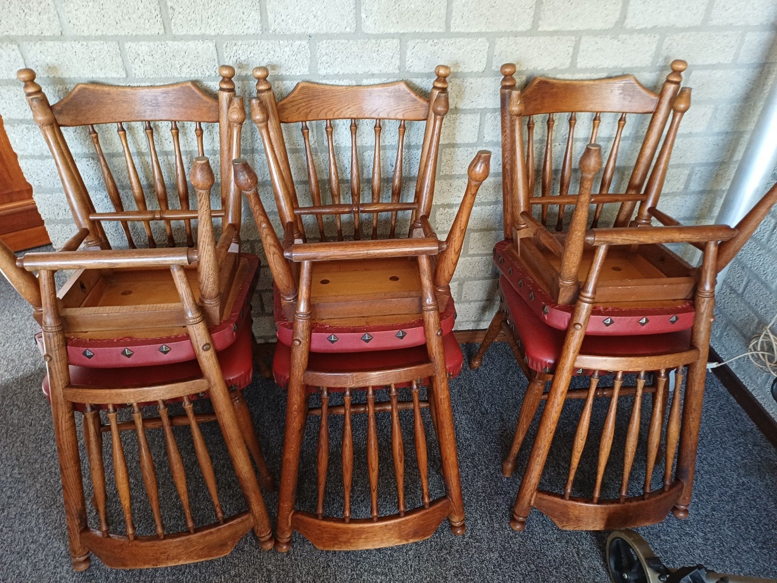 Tafel uitschuifbaar en 6 stoelen, Ophalen